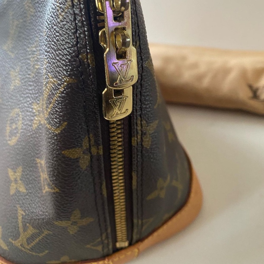 Louis Vuitton Alma PM